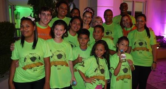 Alunos do Instituto Projeto Neymar Jr. participam de corrida promovida pela Marriott Internacional 41