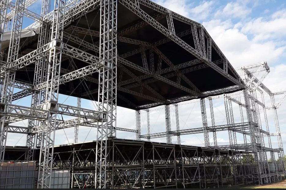Ribeirão Rodeo Music inicia montagem da estrutura no Parque Permanente de Exposições 41