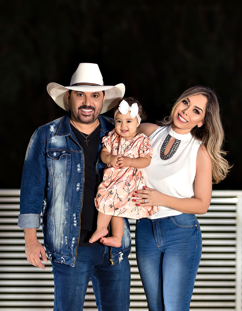 ‘Edson em Família’: cantor Edson e Deia Cypri estreiam programa com a rotina do casal 43