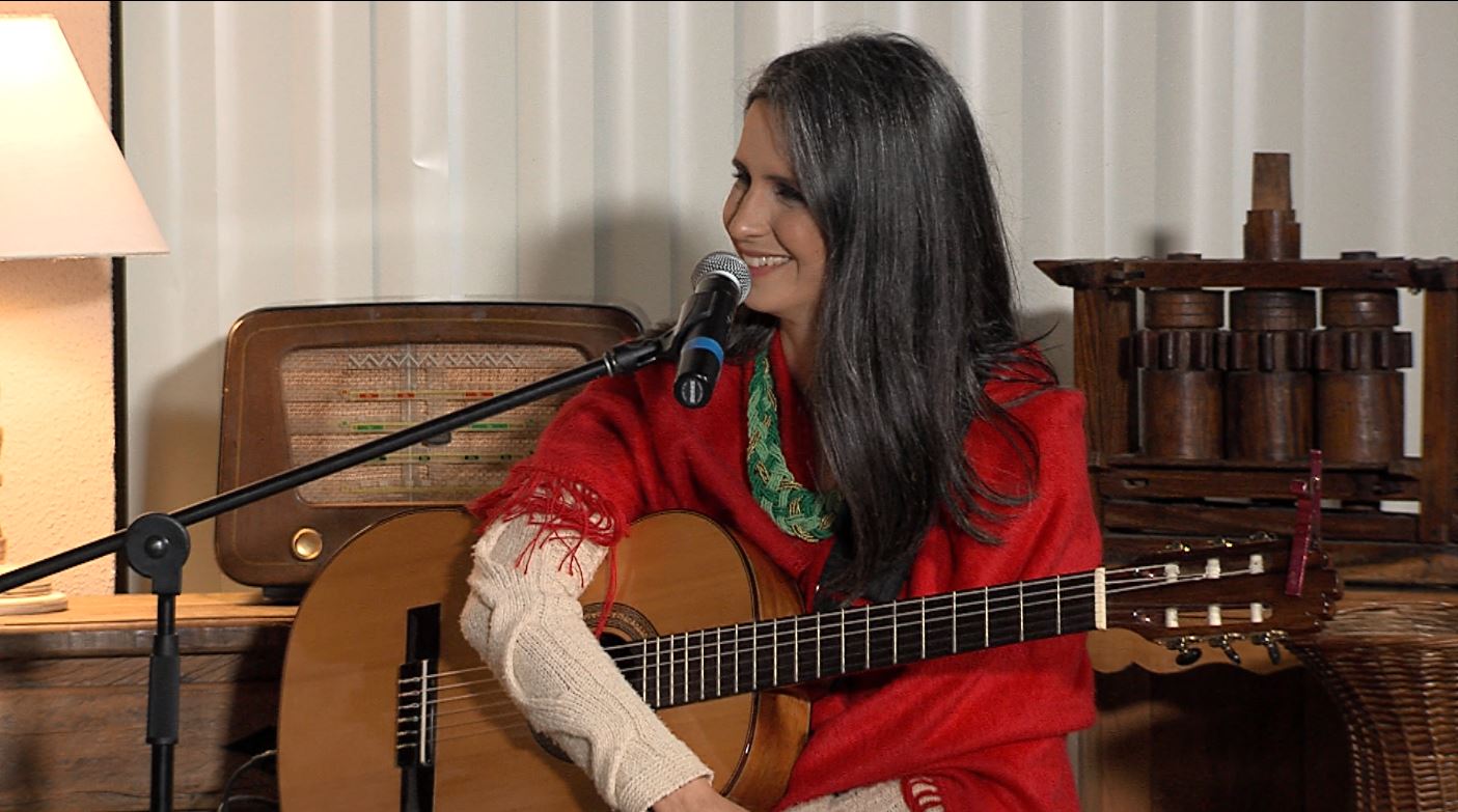 "Luar do Sertão" apresenta o talento da cantora Nádia Campos 43