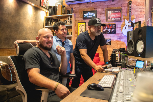 Rionegro e Solimões entram em estúdio para gravação de projeto inédito 41
