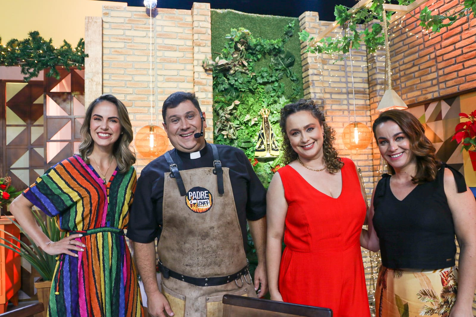 Padre Chef e Bianca Laua com as convidadas Mariana Joffre A12 | Planeta Country