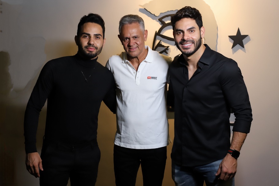Rodolffo inaugura sua própria rede de barbearias em Goiânia 42