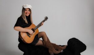 Laiza Gáry aposta na sonoridade da guarânia em novo single "Doze luas" 9