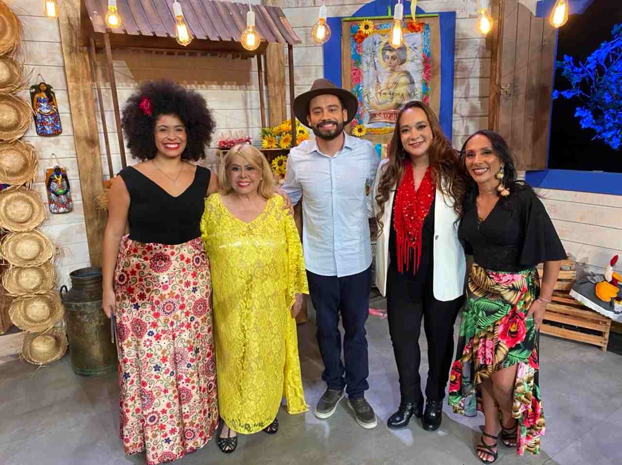 Anastácia e Liv Moraes participam do São João do "Luar do Sertão" na TV Aparecida 41