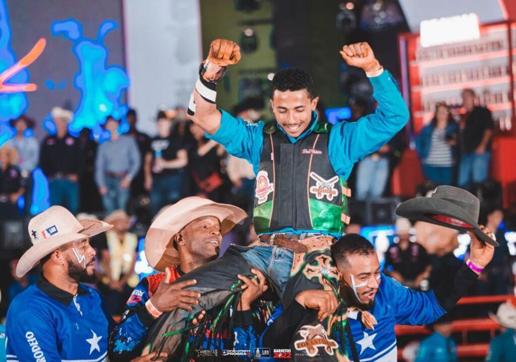 Liga Nacional de Rodeio Campeão da Liga Nacional de Rodeio em busca do milhão do The American Liga Nacional de Rodeio Campeão da Liga Nacional de Rodeio em busca do milhão do The American