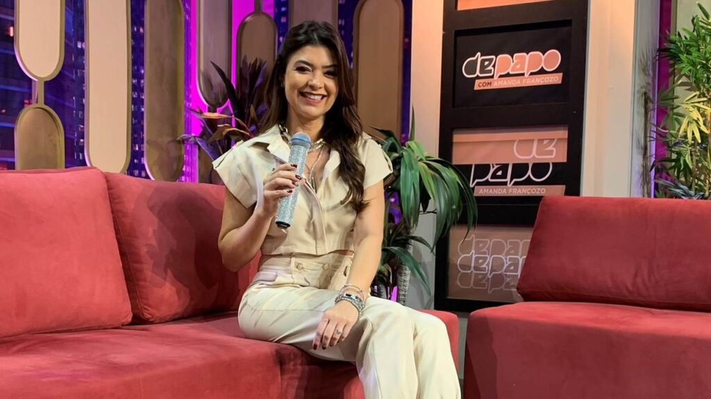Amanda Françozo Amanda Françozo recebe a banda do Abba Experience in Concert em seu programa Amanda Françozo Amanda Françozo recebe a banda do Abba Experience in Concert em seu programa