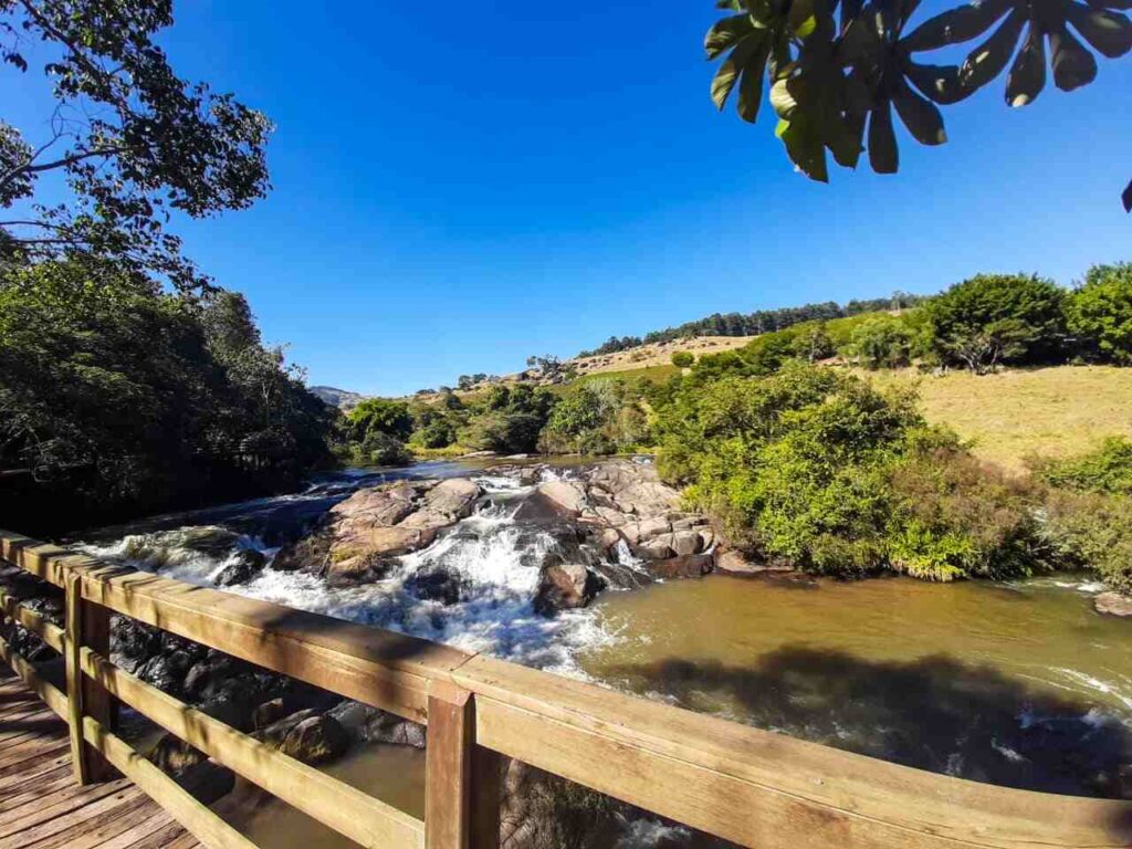 Mirante da Cachoeira Central RIO DO PEIXE 002 Easy Resize.com | Planeta Country