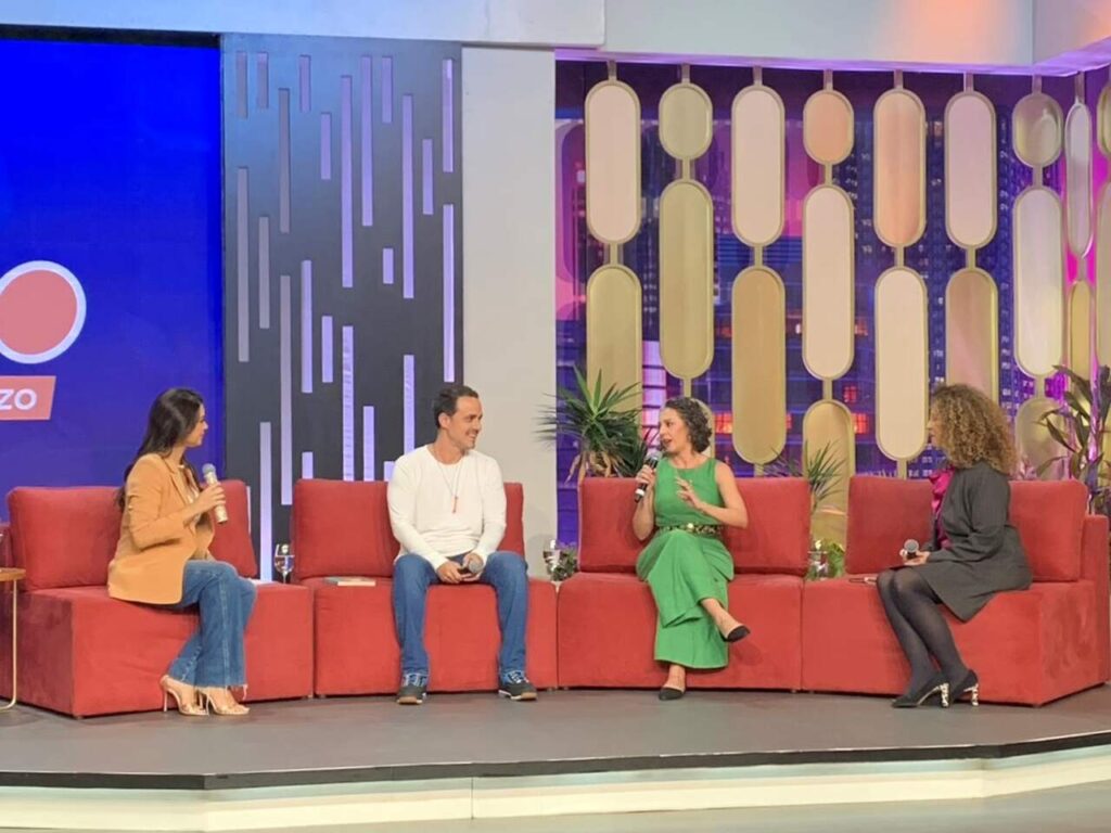 Amanda Françozo Programa de Amanda Françozo fala de relação com o dinheiro Amanda Françozo Programa de Amanda Françozo fala de relação com o dinheiro