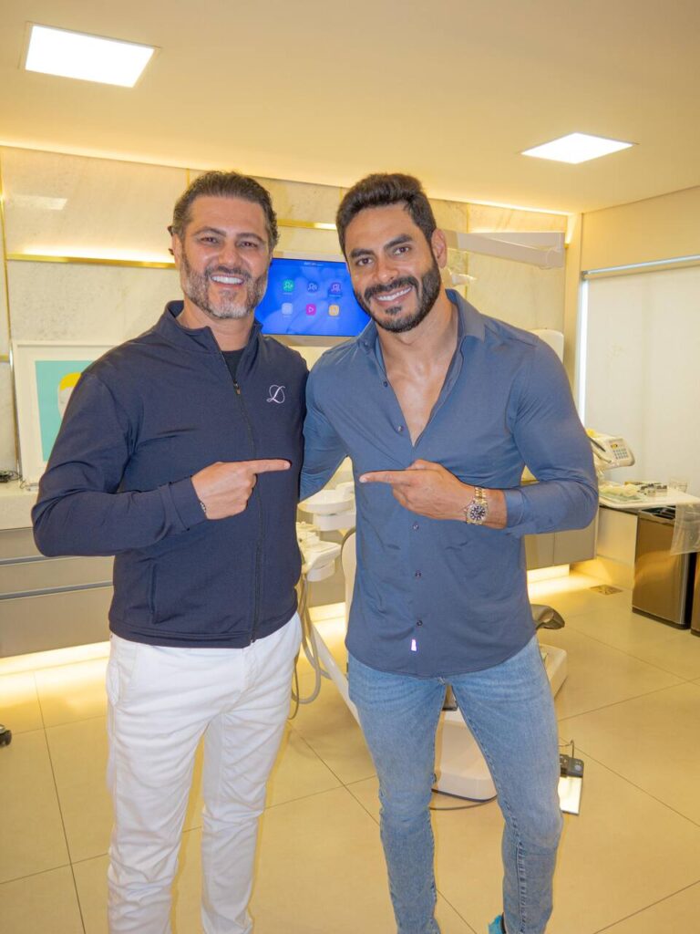 Rodolffo Cantor Rodolffo se une ao Dr. Rildo Lasmar e AM Invest Group para expandir mundialmente o Instituto Brasileiro de Odontologia – IBO Rodolffo Cantor Rodolffo se une ao Dr. Rildo Lasmar e AM Invest Group para expandir mundialmente o Instituto Brasileiro de Odontologia – IBO