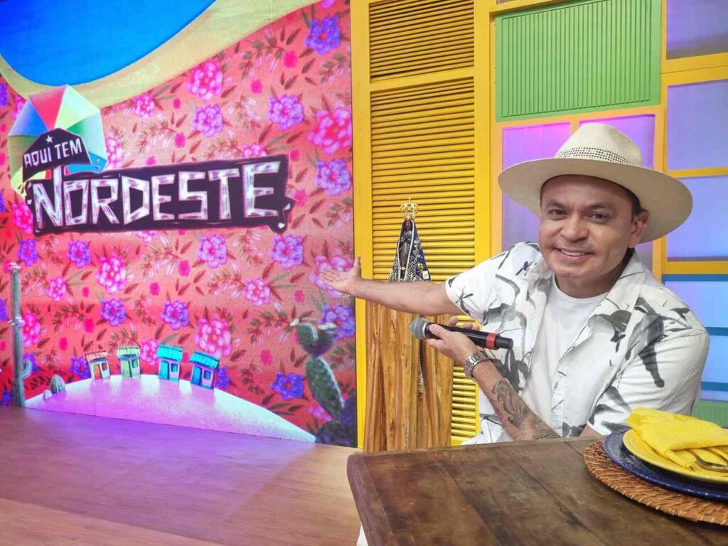 Frank Aguiar Frank Aguiar recebe a filha Luma Aguiar e Anastácia, no Aqui Tem Nordeste Frank Aguiar Frank Aguiar recebe a filha Luma Aguiar e Anastácia, no Aqui Tem Nordeste