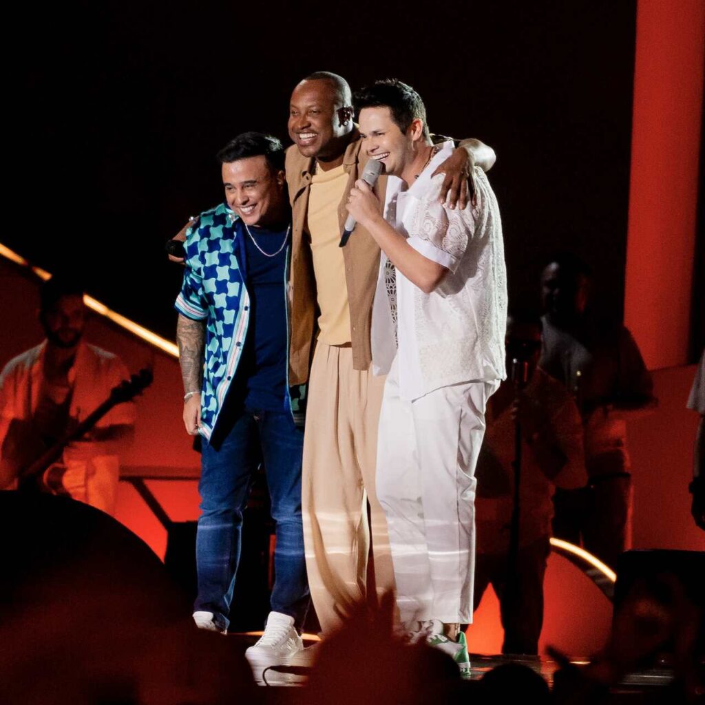 Matheus e Kauan Ao lado de Thiaguinho, Matheus e Kauan concluem os lançamentos do álbum Praiou Matheus e Kauan Ao lado de Thiaguinho, Matheus e Kauan concluem os lançamentos do álbum Praiou