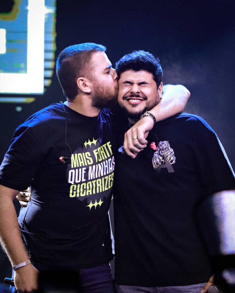 Zé Neto & Cristiano De peito aberto: Zé Neto & Cristiano estão de volta! Zé Neto & Cristiano De peito aberto: Zé Neto & Cristiano estão de volta!