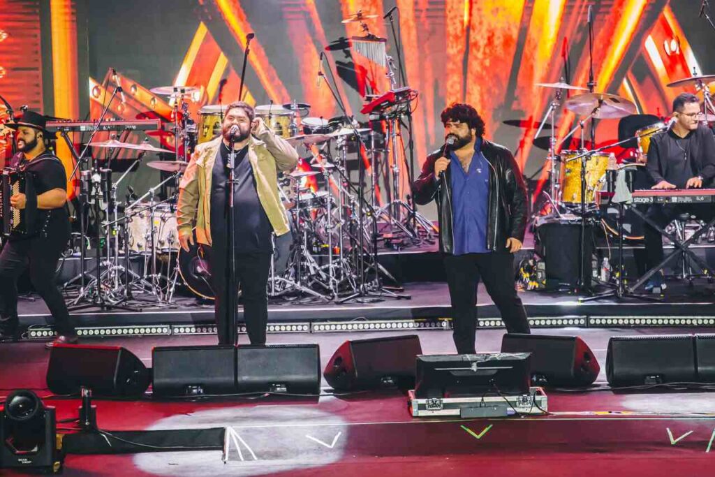 Navio do Zezé Navio do Zezé: Segundo dia é marcado por apresentações emocionantes e anúncio de nova edição em 2026 Navio do Zezé Navio do Zezé: Segundo dia é marcado por apresentações emocionantes e anúncio de nova edição em 2026