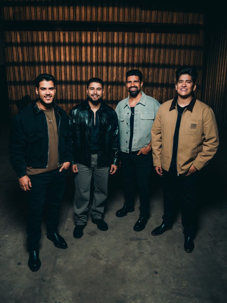 Matheus Henrique e Gabriel Matheus Henrique e Gabriel gravam clipe com Danilo e Davi Matheus Henrique e Gabriel Matheus Henrique e Gabriel gravam clipe com Danilo e Davi