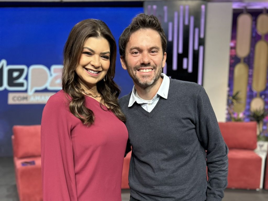 Amanda Françozo Bate-papo de Amanda Françozo na TV Aparecida será sobre viagens Amanda Françozo Bate-papo de Amanda Françozo na TV Aparecida será sobre viagens