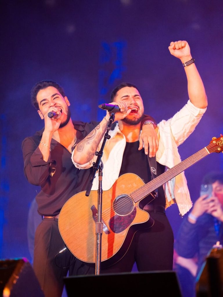 Danilo e Davi Danilo e Davi, Felipe & Rodrigo e Kaique & Felipe animaram evento de Henrique & Juliano no último fim de semana Danilo e Davi Danilo e Davi, Felipe & Rodrigo e Kaique & Felipe animaram evento de Henrique & Juliano no último fim de semana