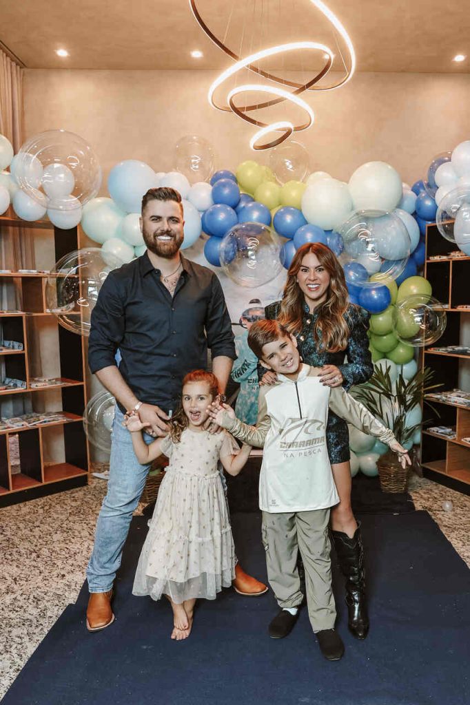 Zé Neto Zé Neto e Natália Toscano comemoram os 8 anos do filho José Filho com festa intimista e temática de pescaria Zé Neto Zé Neto e Natália Toscano comemoram os 8 anos do filho José Filho com festa intimista e temática de pescaria