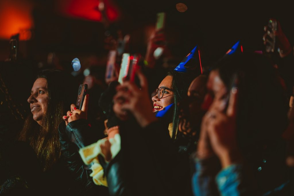 Zé Neto & Cristiano Zé Neto & Cristiano comemoram dia dos pais e aniversário em cima do palco Zé Neto & Cristiano Zé Neto & Cristiano comemoram dia dos pais e aniversário em cima do palco