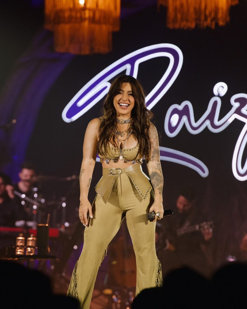 Lauana Prado Lauana Prado embala público de Ribeirão Preto na festa mais RAIZ do Brasil Lauana Prado Lauana Prado embala público de Ribeirão Preto na festa mais RAIZ do Brasil