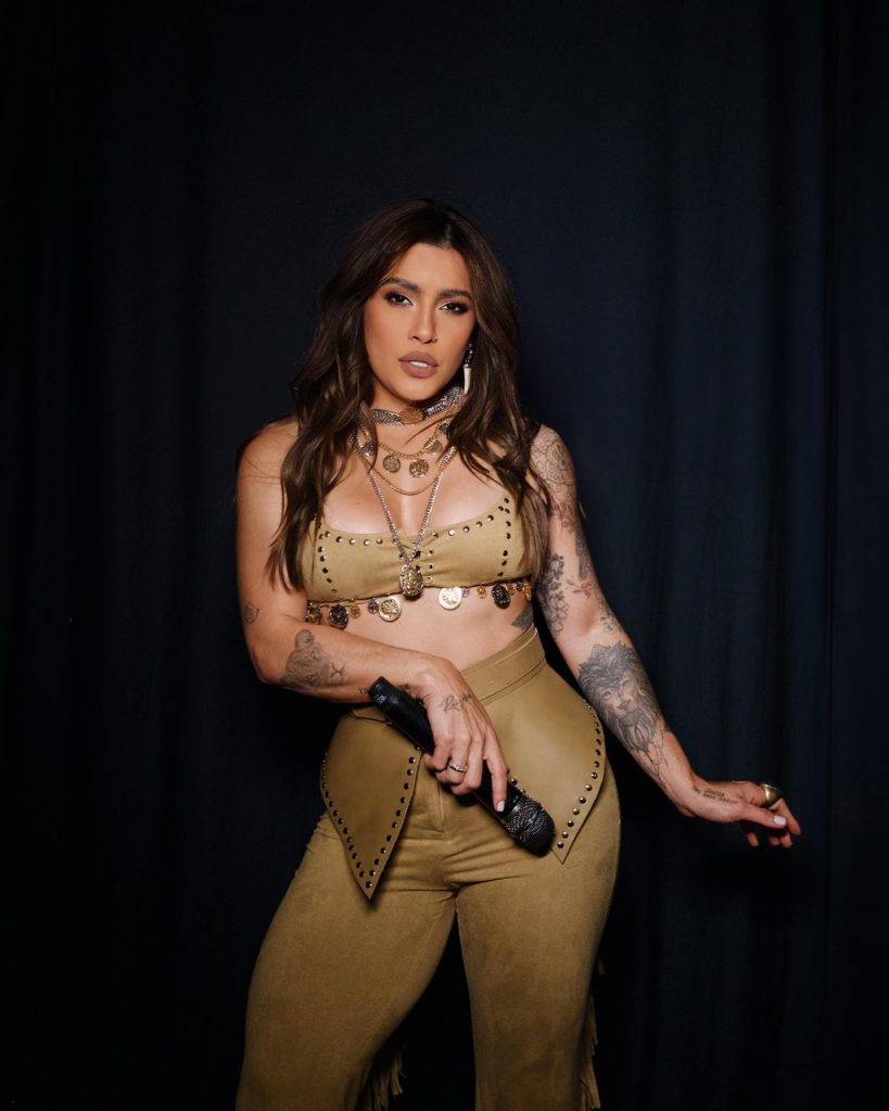 Lauana Prado Lauana Prado embala público de Ribeirão Preto na festa mais RAIZ do Brasil Lauana Prado Lauana Prado embala público de Ribeirão Preto na festa mais RAIZ do Brasil