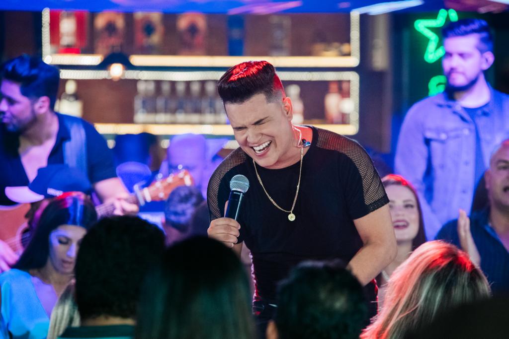 Thiago Linns Thiago Linns lança quatro músicas inéditas Thiago Linns Thiago Linns lança quatro músicas inéditas