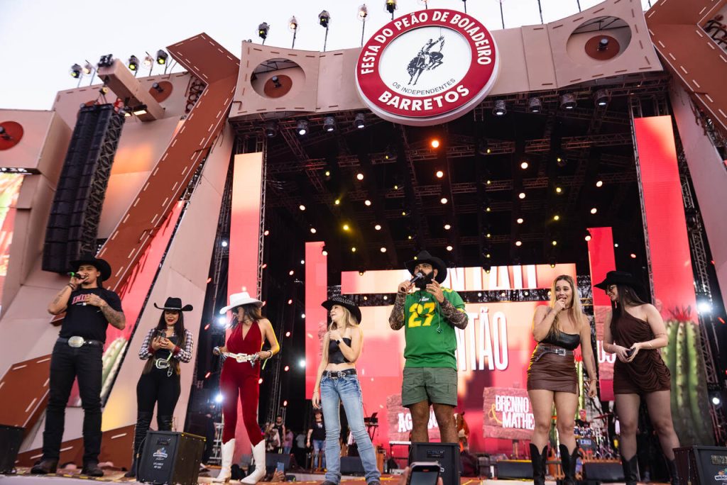 Us Agroboy Us Agroboy estreia na Festa do Peão de Barretos com shows no Palco Amanhecer e no Camping Us Agroboy Us Agroboy estreia na Festa do Peão de Barretos com shows no Palco Amanhecer e no Camping
