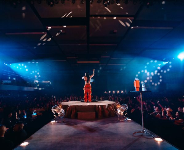 Gustavo Mioto Lauana Prado faz história em Maringá com mais de 5 horas de show na label Raiz