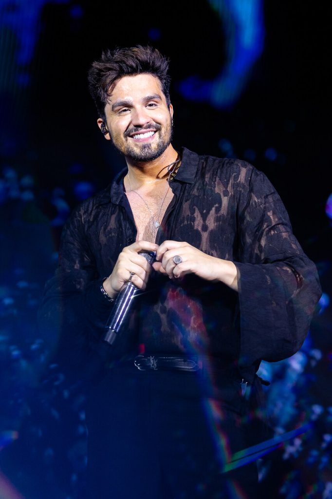 Luan Santana Luan Santana bate recorde de público e leva 40 mil pessoas a Jaguariúna, na madrugada de sábado para domingo Luan Santana Luan Santana bate recorde de público e leva 40 mil pessoas a Jaguariúna, na madrugada de sábado para domingo