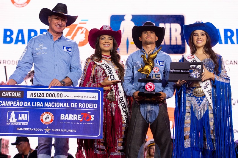 LNR LNR revela campeão da final na Festa do Peão de Barretos realizada na noite de sábado, 30 LNR LNR revela campeão da final na Festa do Peão de Barretos realizada na noite de sábado, 30