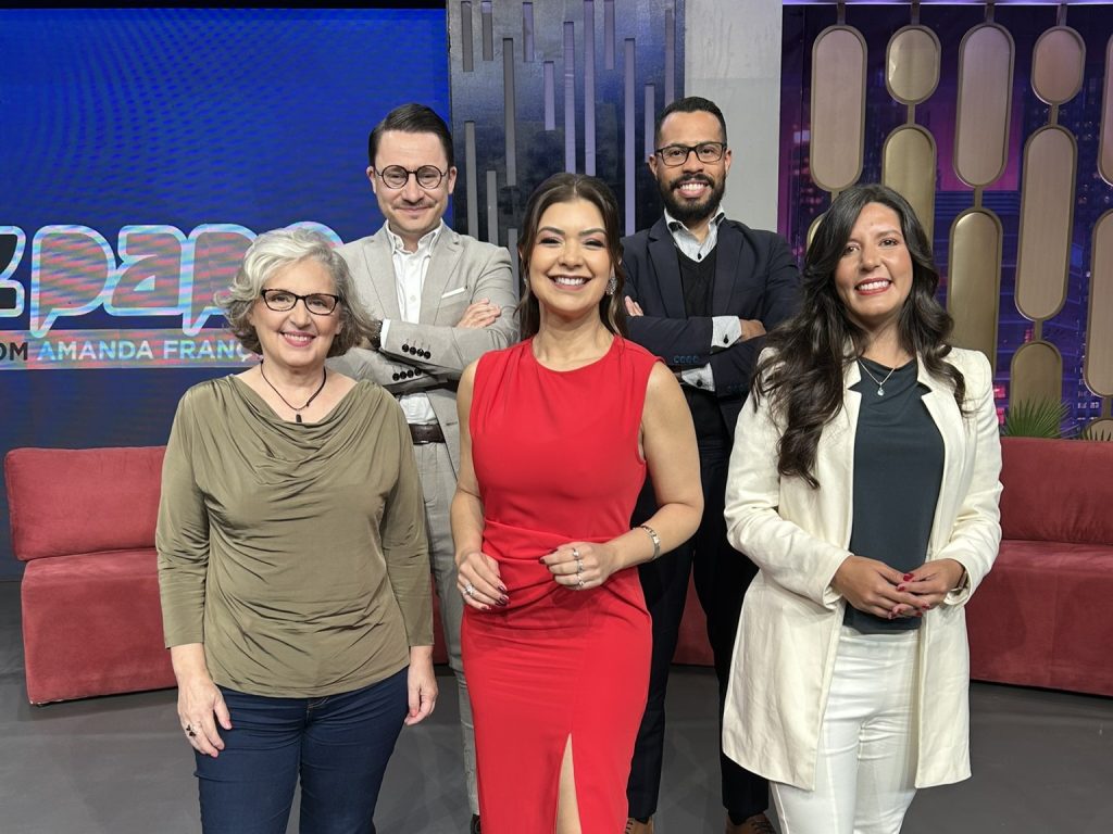 Amanda Françozo Amanda Françozo conversa sobre traumas e gatilhos em seu programa Amanda Françozo Amanda Françozo conversa sobre traumas e gatilhos em seu programa