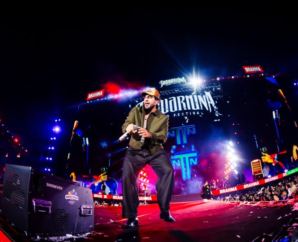 Gustavo Mioto Nattan agita o Jaguariúna Rodeo Festival com "Esquenta do Nattan" no camping e faz o público cantar do início ao fim