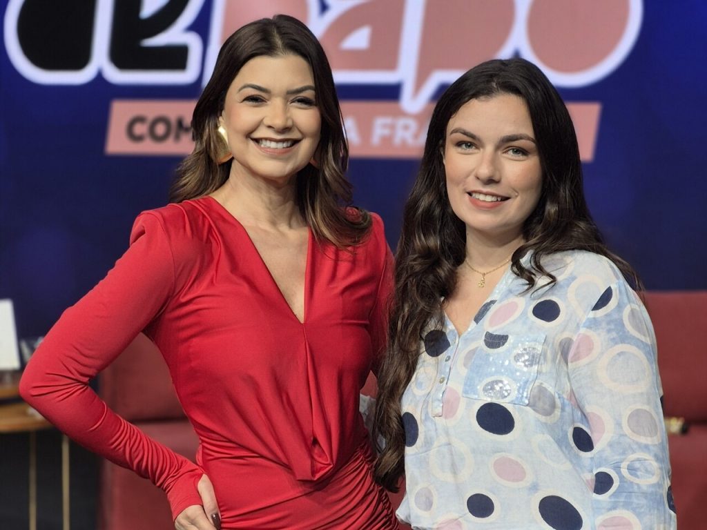 Amanda Françozo Amanda Françozo fala da saúde dos pets em seu programa Amanda Françozo Amanda Françozo fala da saúde dos pets em seu programa