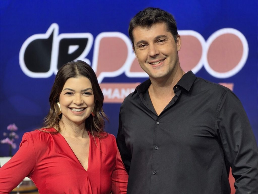 Amanda Françozo Amanda Françozo fala da saúde dos pets em seu programa Amanda Françozo Amanda Françozo fala da saúde dos pets em seu programa
