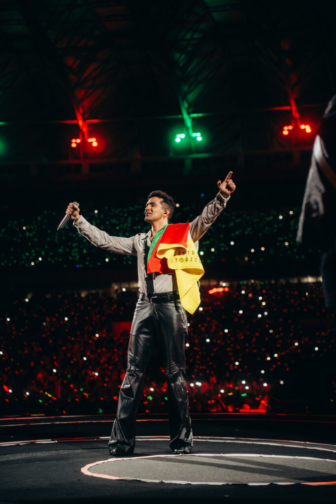 Luan Santana Luan Santana lota Beira-Rio com 45 mil fãs e grava inéditas Luan Santana Luan Santana lota Beira-Rio com 45 mil fãs e grava inéditas