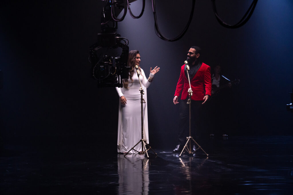 SIMONE MENDES Pablo e Simone Mendes gravam clipe inédito em São Paulo SIMONE MENDES Pablo e Simone Mendes gravam clipe inédito em São Paulo