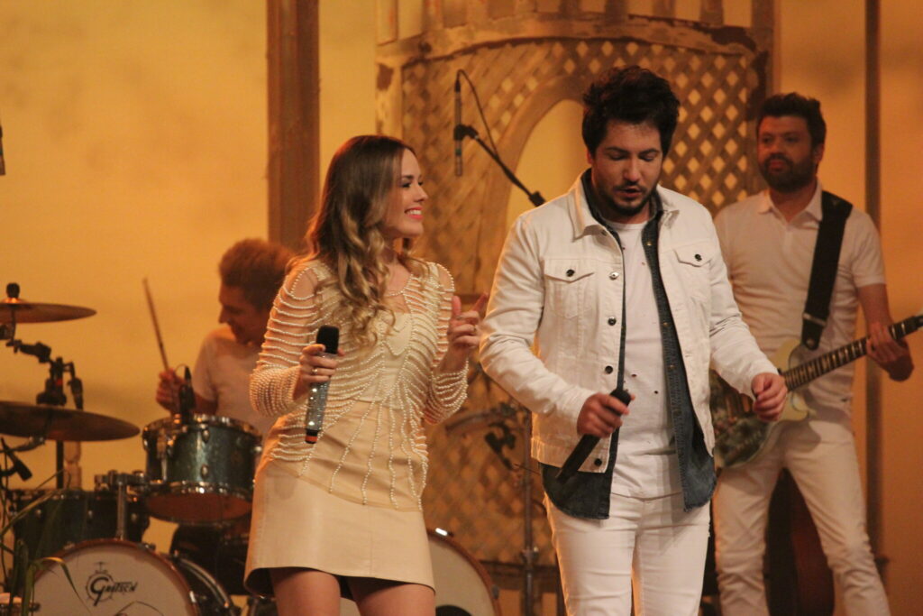Thaeme & Thiago Thaeme & Thiago ganham especial na TV Aparecida Thaeme & Thiago Thaeme & Thiago ganham especial na TV Aparecida